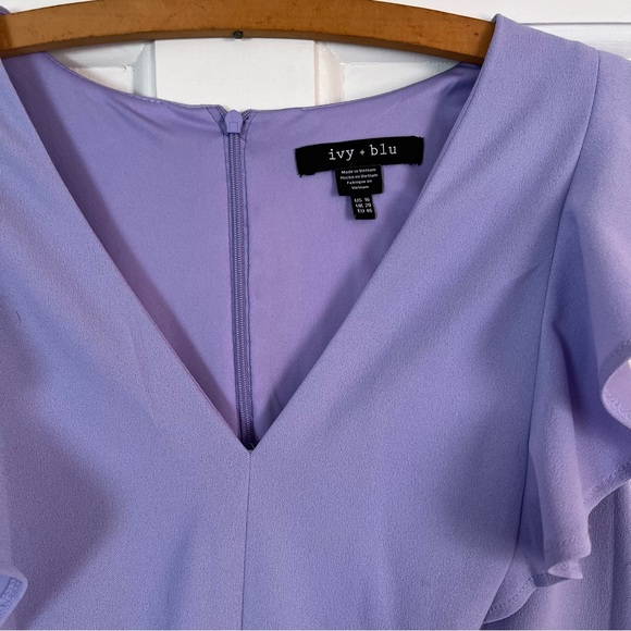 Elegant Lavender A-Line Dress with Flutter Sleeves - Size 16 - Picture 2 of 2